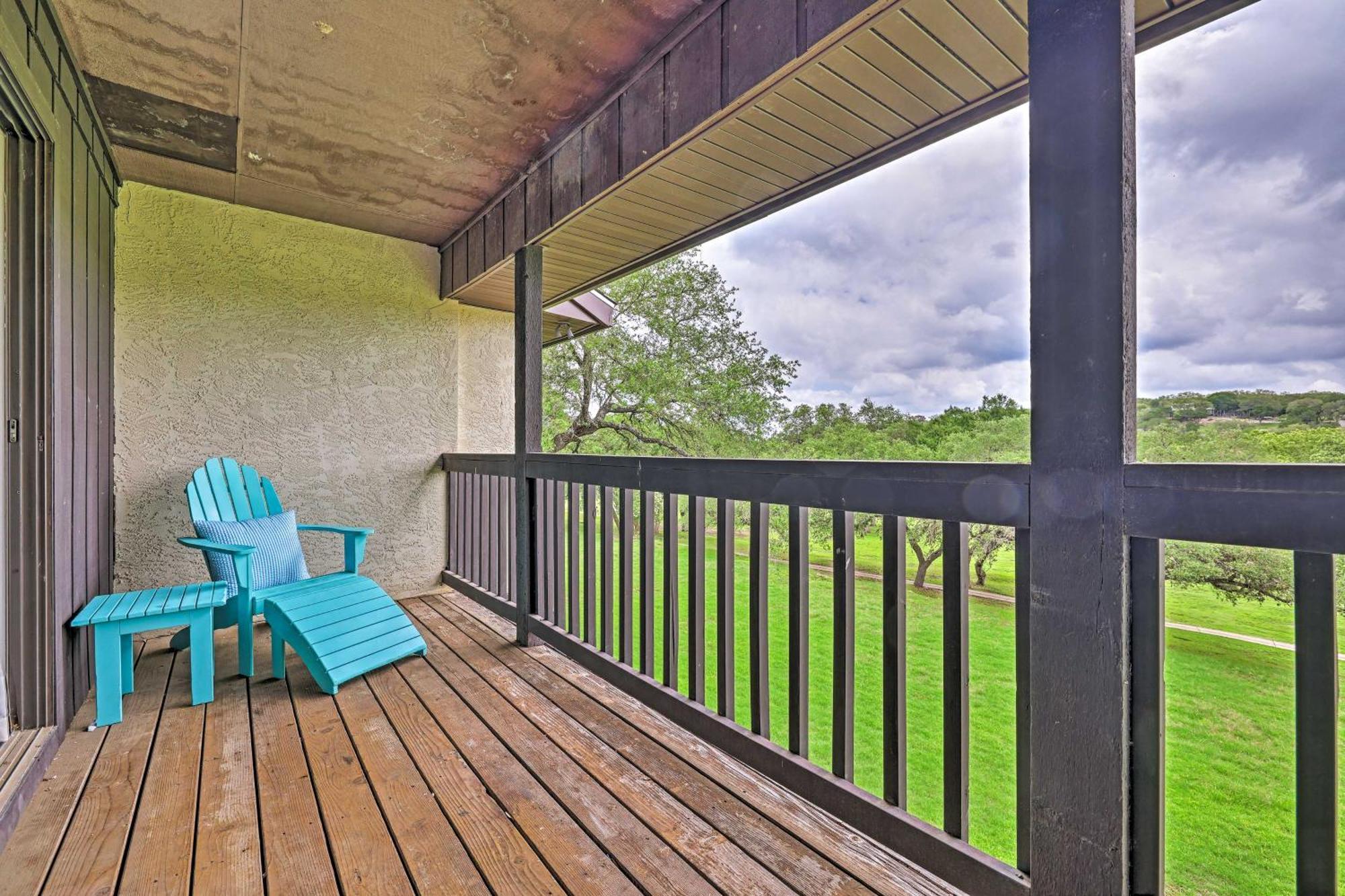 Modern Lakeside Golf Course Retreat With Deck! Canyon Lake Exterior foto